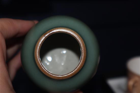 A Chinese blue and white tea bowl and a Chinese green glazed ink pot tallest 6cm